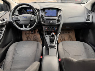 Ford Focus foto 11