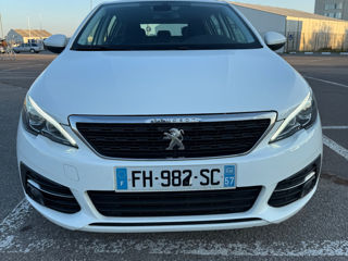 Peugeot 308 foto 2