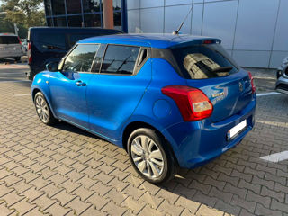 Suzuki Swift foto 6