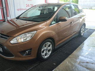 Ford C-Max foto 1