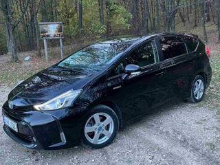 Toyota Prius + foto 8