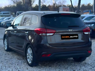 KIA Carens foto 6