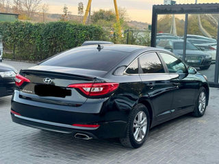 Hyundai Sonata foto 4