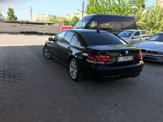 BMW 7 Series foto 1