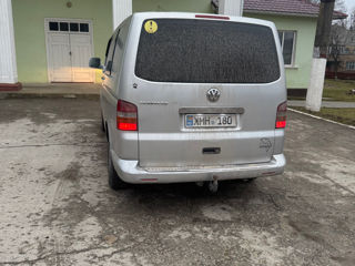 Volkswagen Multivan foto 6