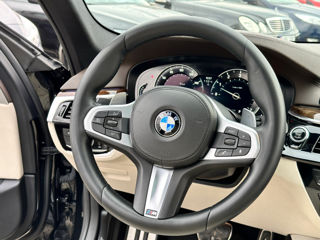 BMW 5 Series foto 9