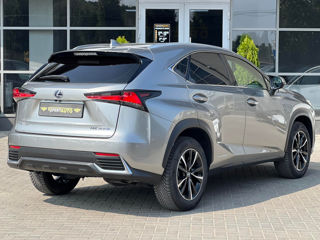 Lexus NX Series foto 6