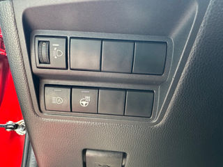 Toyota Yaris foto 18