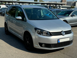 Volkswagen Touran foto 4