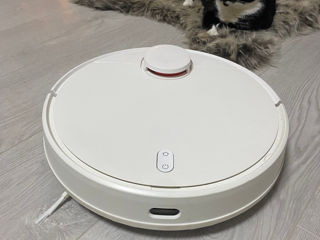 Vând robot-aspirator xiaomi vacuum-mop 2s