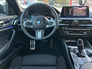 BMW 5 Series foto 8