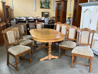 Masa ovala cu 8 scaune din lemn natural foto 5
