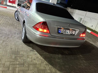 Mercedes S-Class foto 1