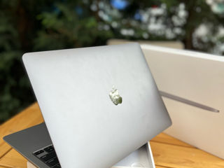 MacBook Air M1  / MacBook Pro 13 M1 Cumpăr