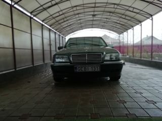 Mercedes C Class foto 1