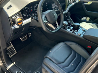 Volkswagen Touareg фото 6