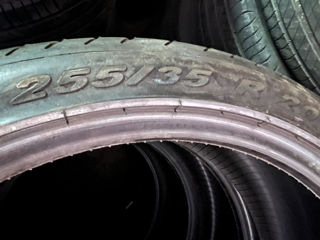 R20 255/35 Pirelli PZero foto 6