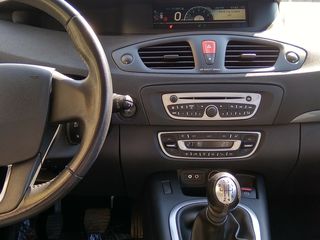 Renault Grand Scenic foto 7