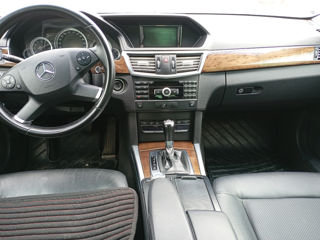 Mercedes E-Class фото 5