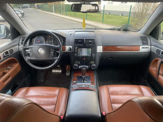 Volkswagen Touareg foto 3