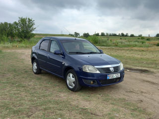 Dacia Logan foto 3