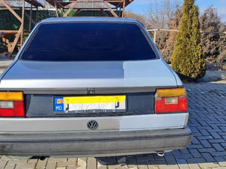 Volkswagen Jetta foto 4