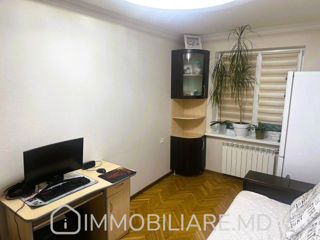 Apartament cu 2 camere, 56 m², Botanica, Chișinău foto 4