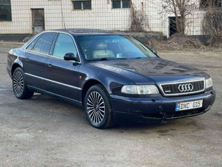 Audi A8 foto 2