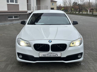 BMW 5 Series foto 6