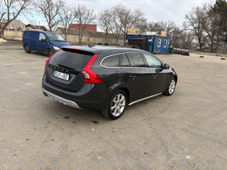 Volvo V60 foto 6