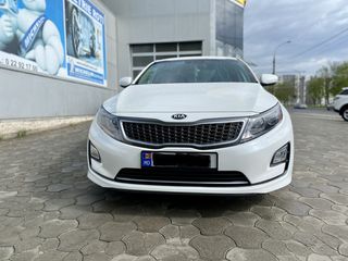 KIA Optima foto 3