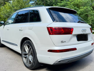 Audi Q7 e-tron foto 4