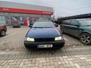 Toyota Carina foto 3