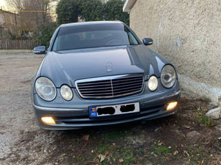 Mercedes E-Class foto 5