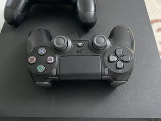 PS4 Slim 500 GB foto 3