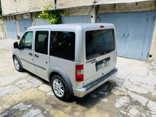 Ford Tourneo Connect foto 5