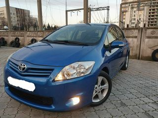 Toyota Auris,Rent a Car Chisinau doar automobile econome la cele mai mici preturi in Moldova foto 8