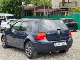 Volkswagen Golf фото 6