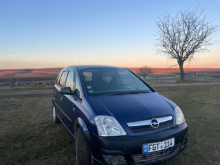 Opel Meriva foto 2