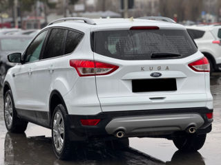 Ford Kuga foto 3