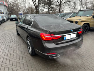 BMW 7 Series foto 4