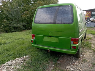 Volkswagen Transporter foto 4