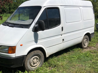 Ford transit foto 1