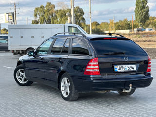 Mercedes C Class foto 5