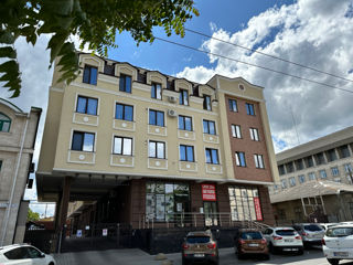 Apartament cu 2 camere, 69 m², Centru, Chișinău foto 19