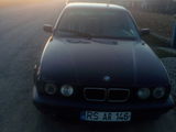 BMW 5 Series foto 1