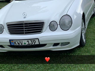 Mercedes E-Class foto 3