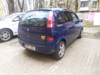 Opel Meriva foto 2