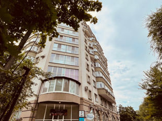 Apartament cu 2 camere, 72 m², Centru, Chișinău foto 9