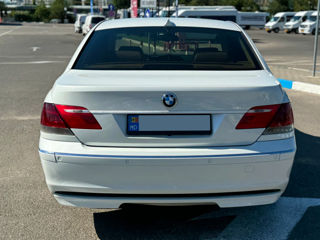 BMW 7 Series foto 7